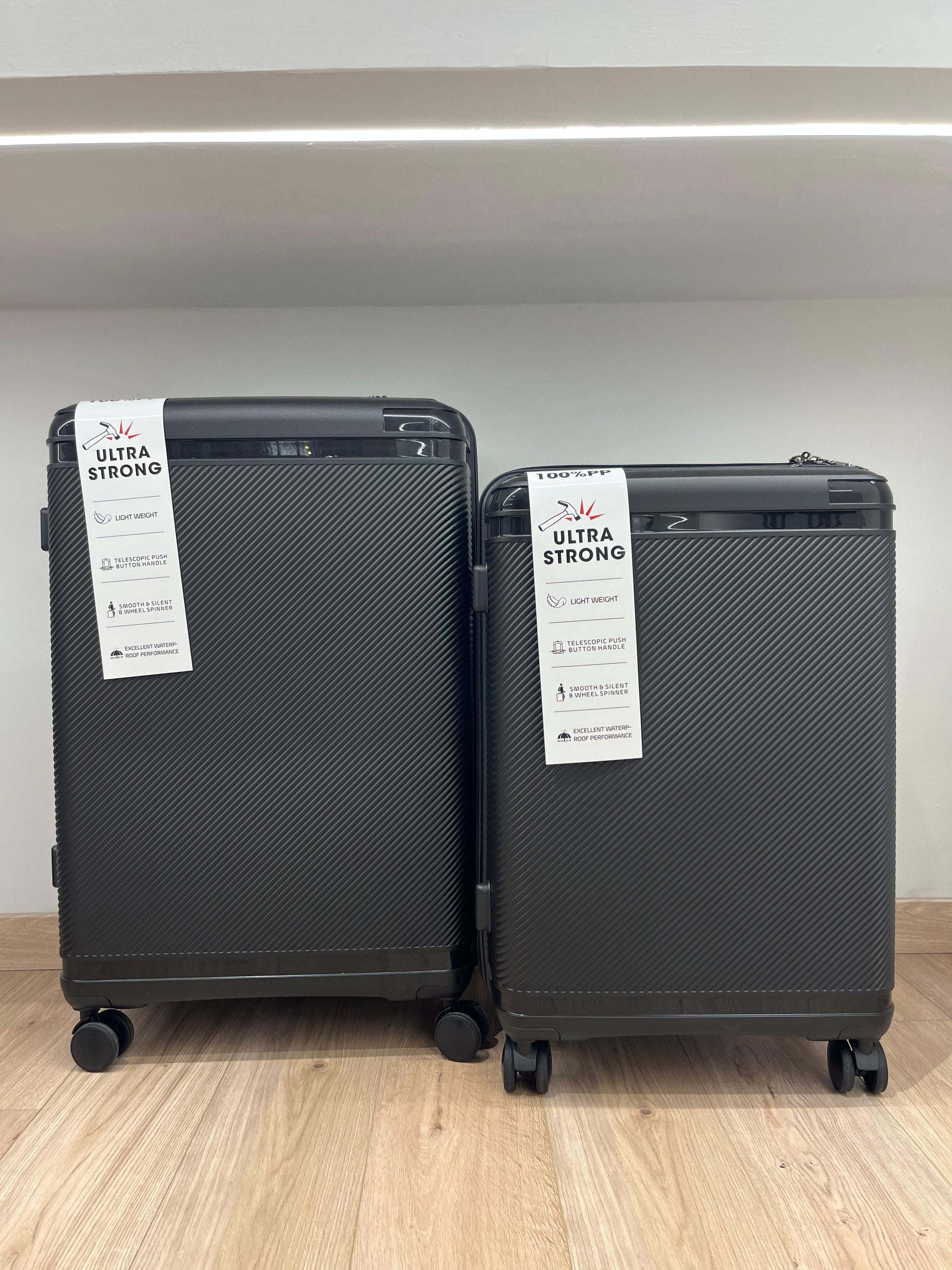 Trolley nero - 3 misure disponibili
