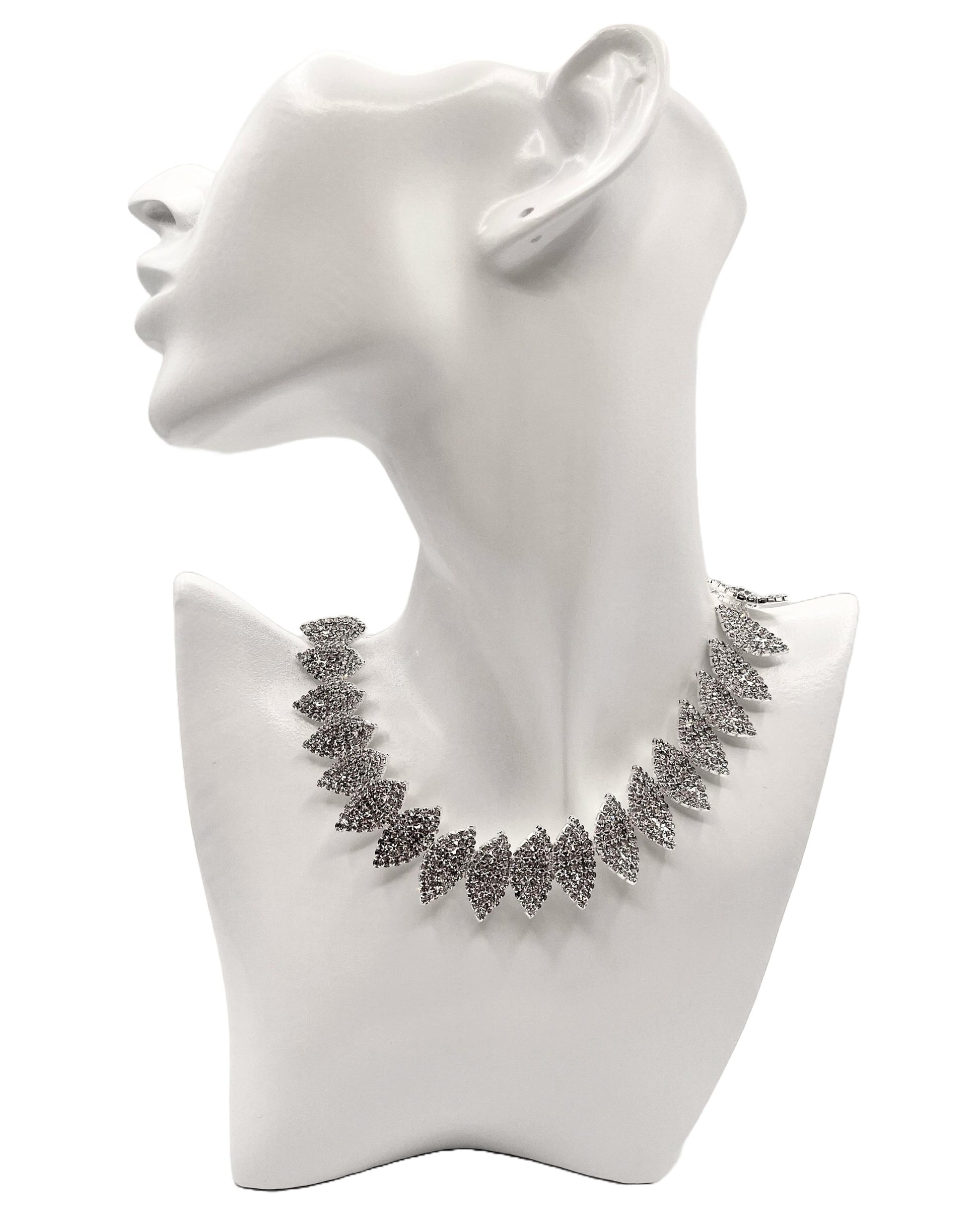 Collana Foglie