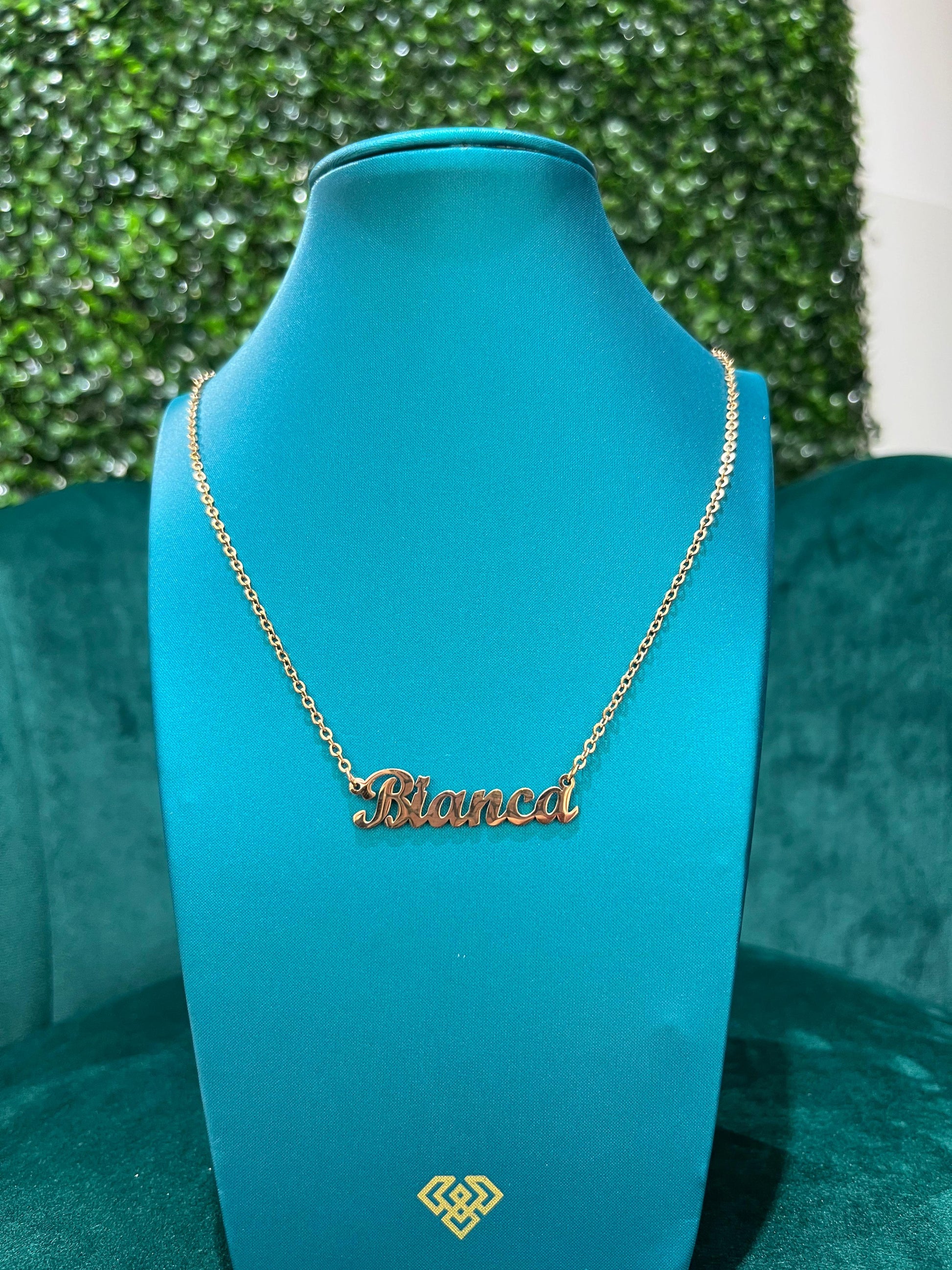 Collana nome lettera B
