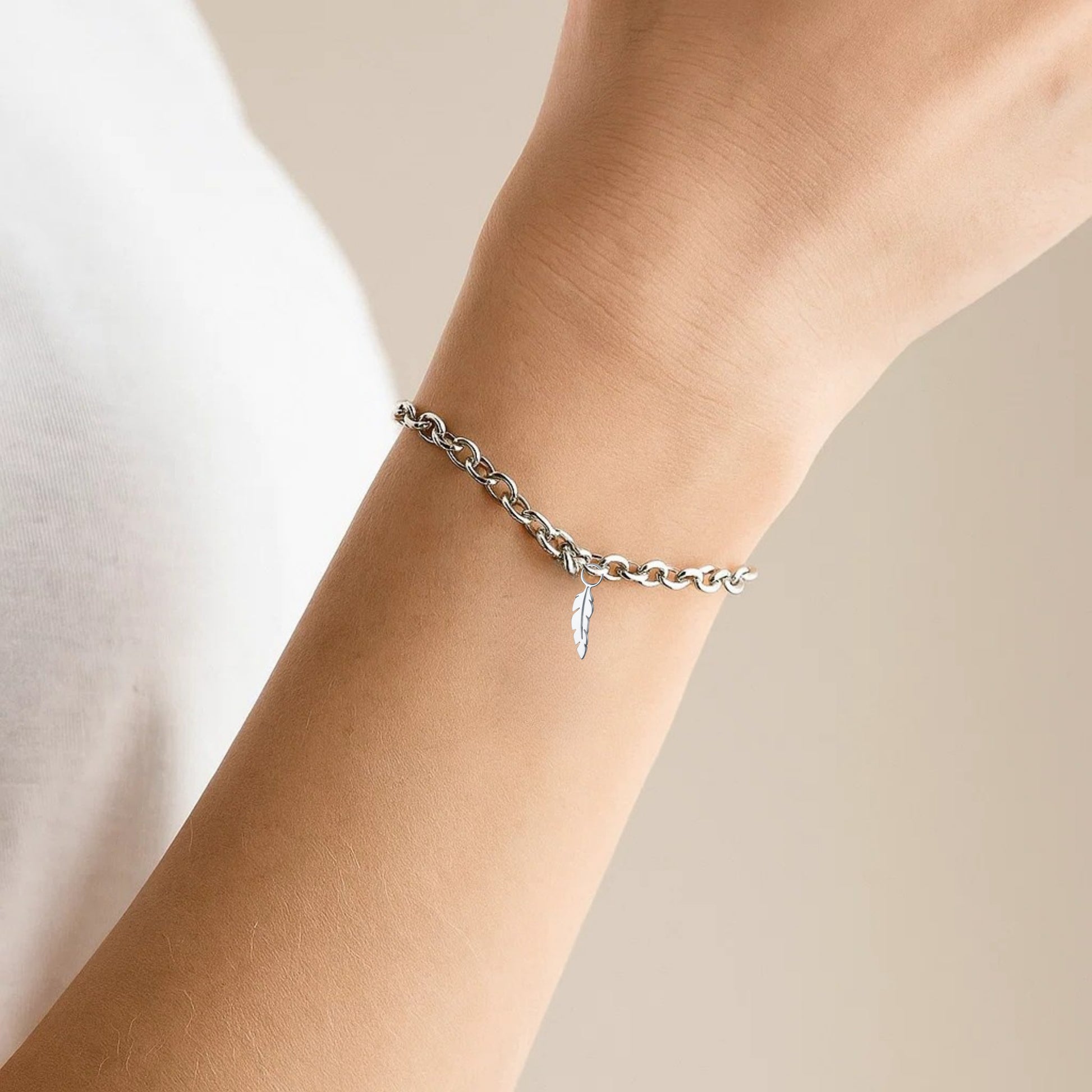 Mini Charm Piuma - Brand Gioielli