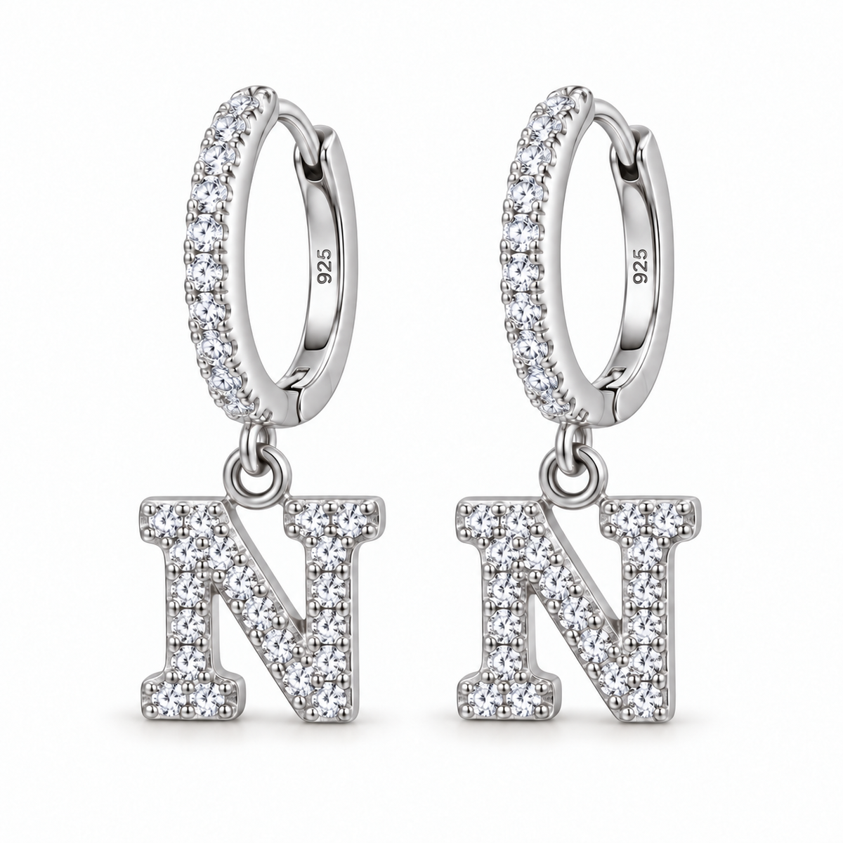 Brincos de Argola com Inicial com strass em Prata 925