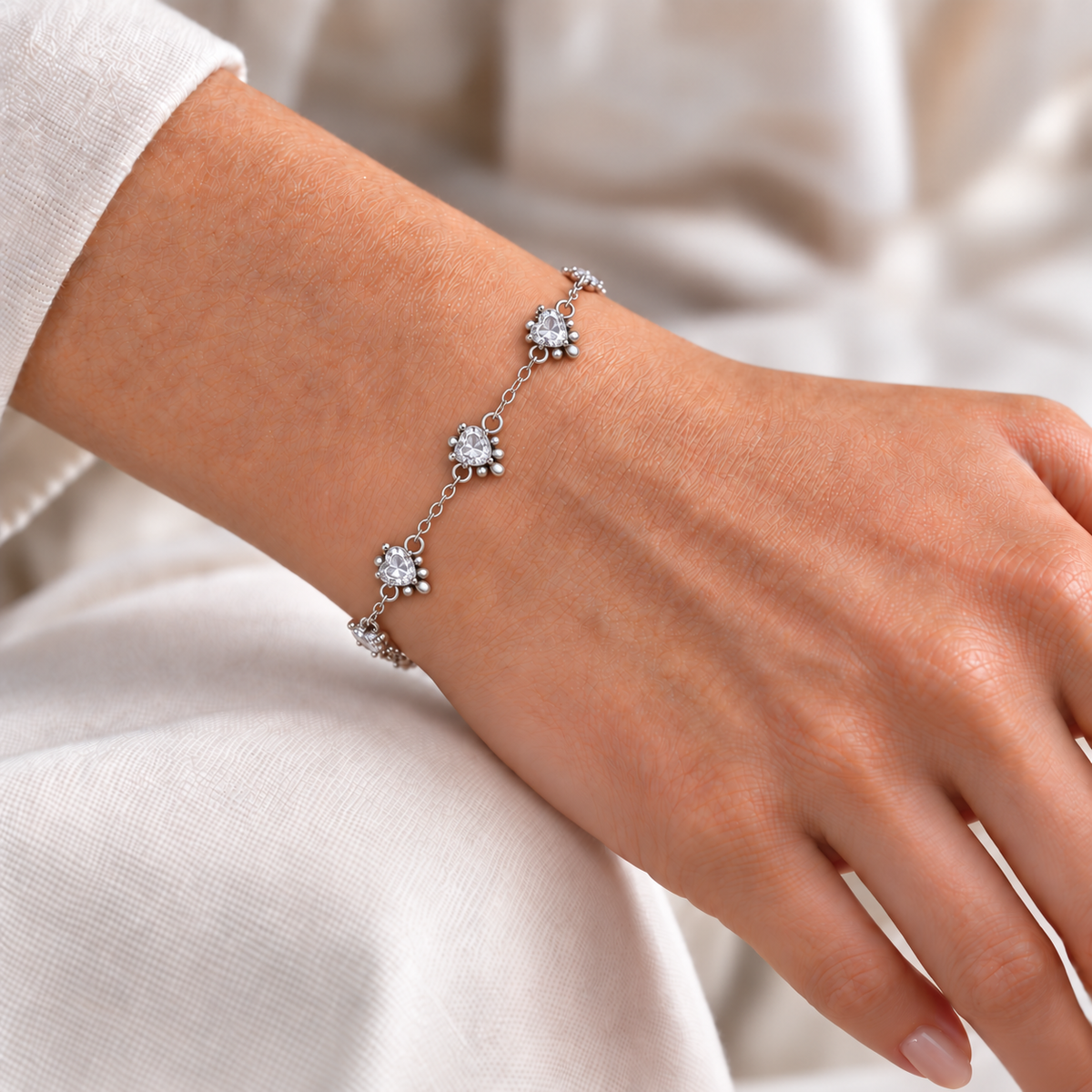Bracciale con Cuori in Argento 925