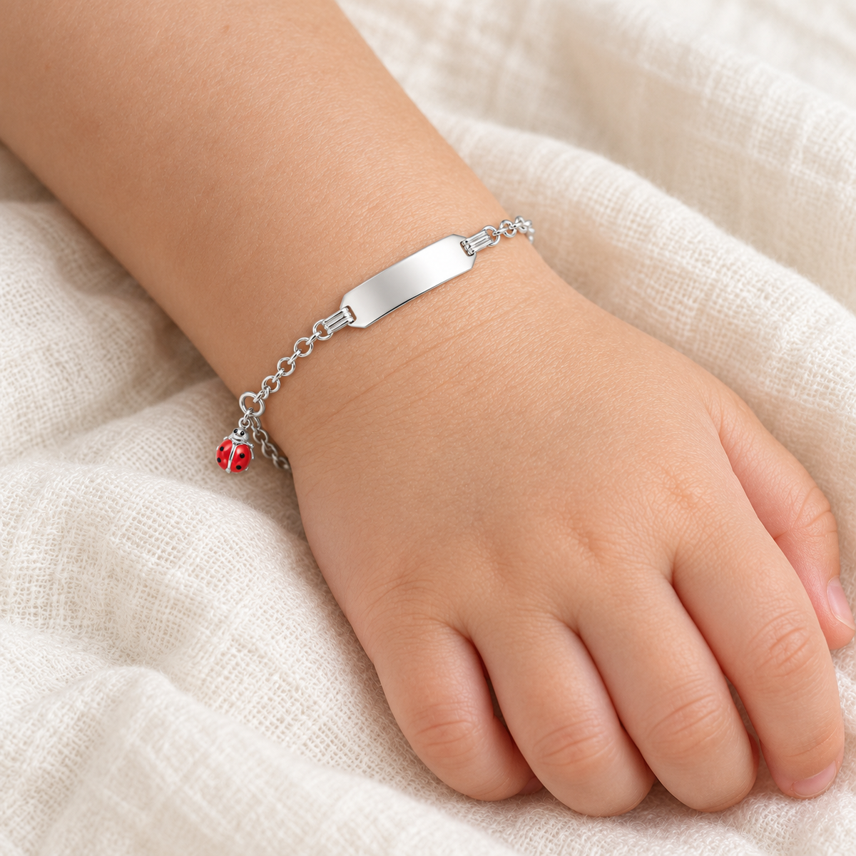 Bracciale per Bambini con Coccinella e Piastrina Incisibile in Argento 925