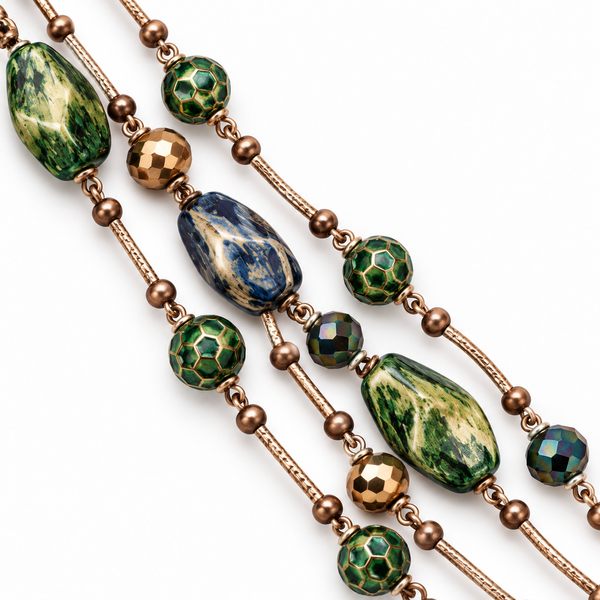 Collana lunga multifilo con pietre e cristalli