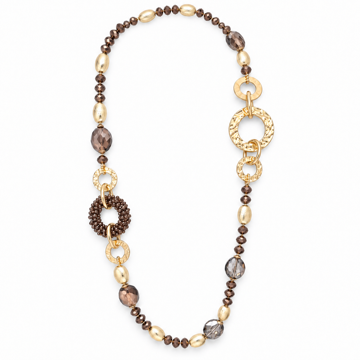 Collana lunga con cristalli e anelli martellati dorati