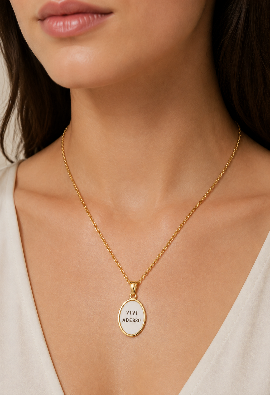 Collana in acciaio inox "Vivi adesso"