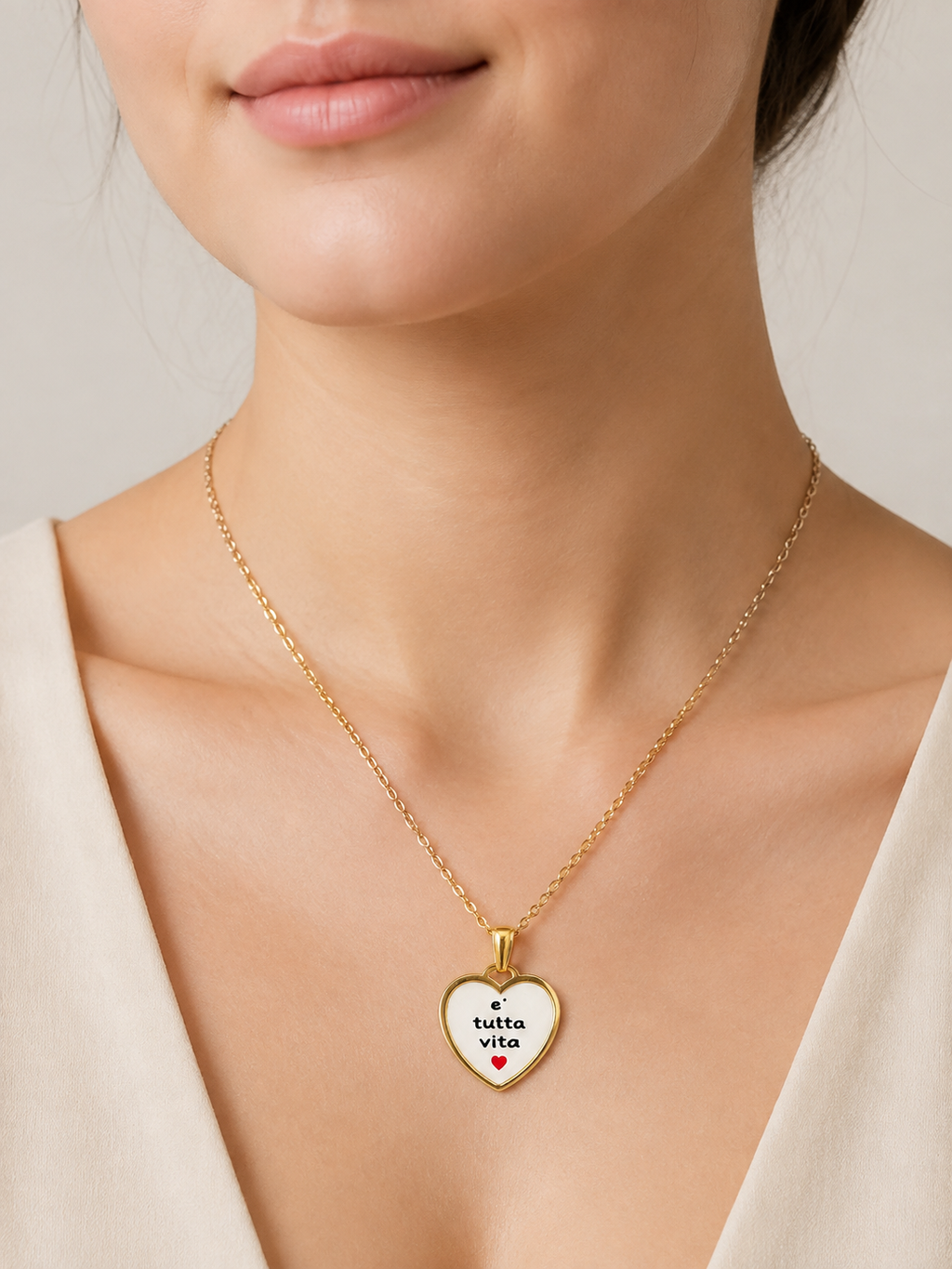 Collana in acciaio inox "E' tutta vita"