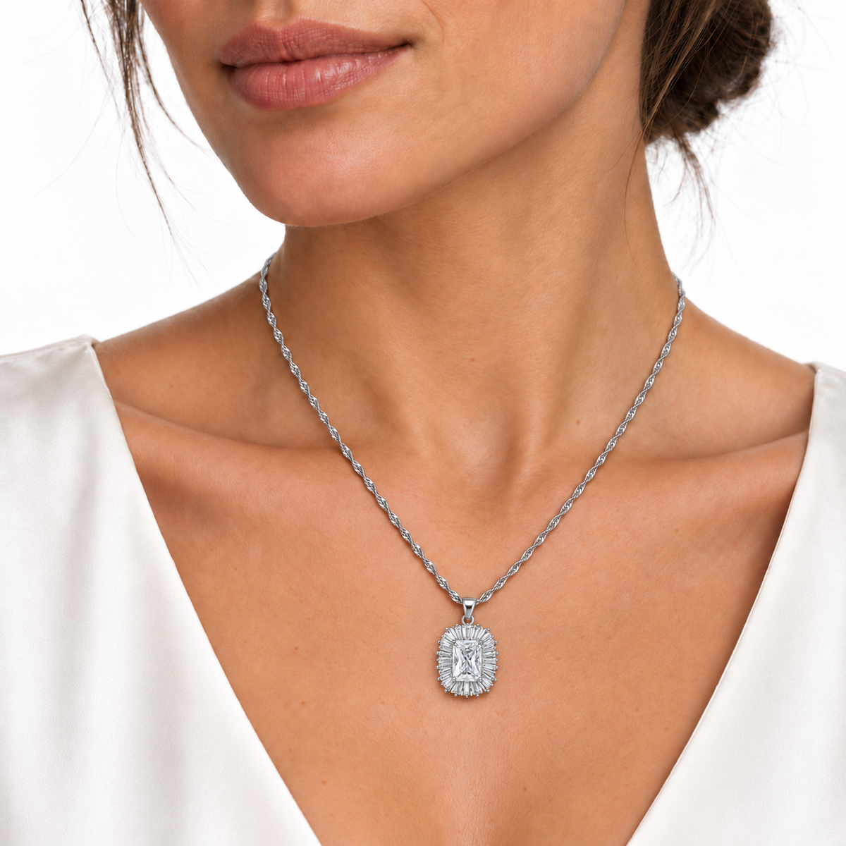 Collana Royale Rettangolare con Corona di Zirconi Baguette in Argento 925 Rodiato