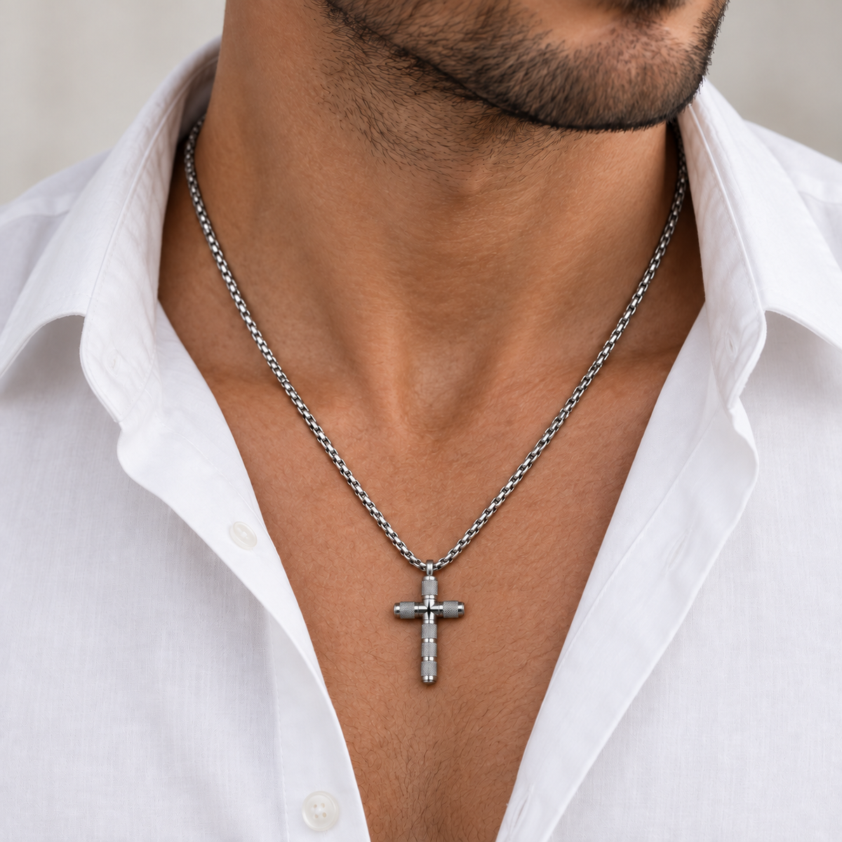Collana da uomo con croce zingrinata in acciaio inox