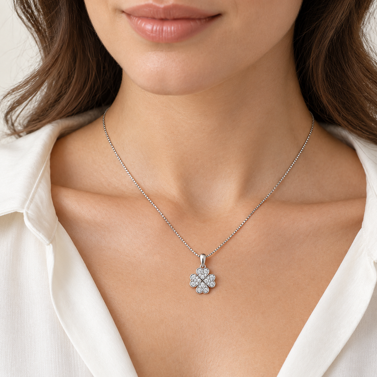 Collana con Ciondolo Quadrifoglio in Argento 925