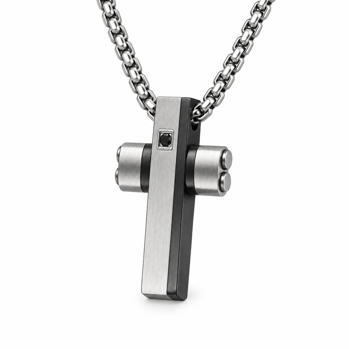 Collana Uomo con croce nera e strass in acciaio inox satinato