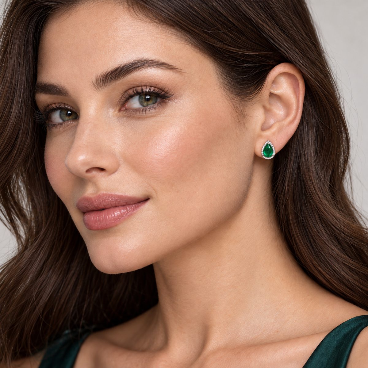 Orecchini Royale Goccia in Argento 925 Rodiato – 9 × 13 mm