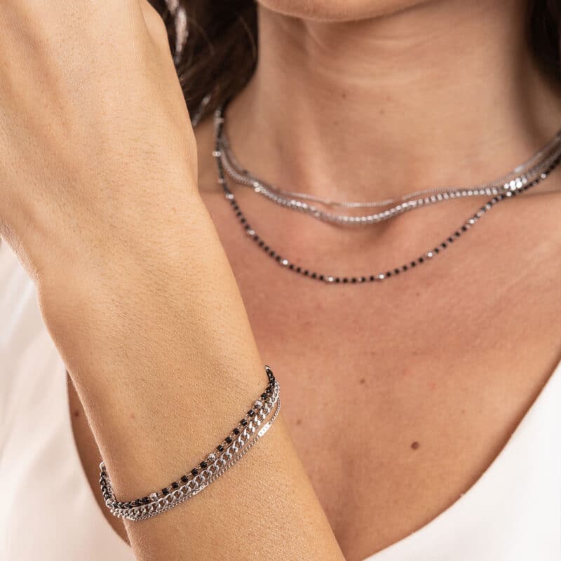 Bracciale Triplo Filo con Perline Nere Layers - Brand Gioielli