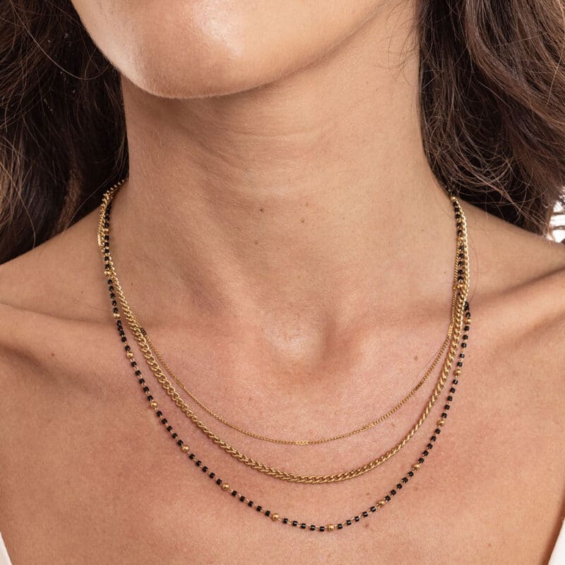 Collana Triplo Filo con Perline Nere Layers - Brand Gioielli