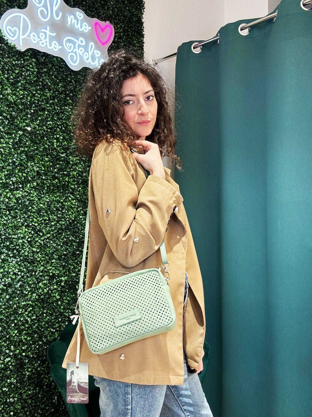 Borsa Tracolla piccola in pelle Nabuk forellata Pelletteria Veneta Forello in vera pelle