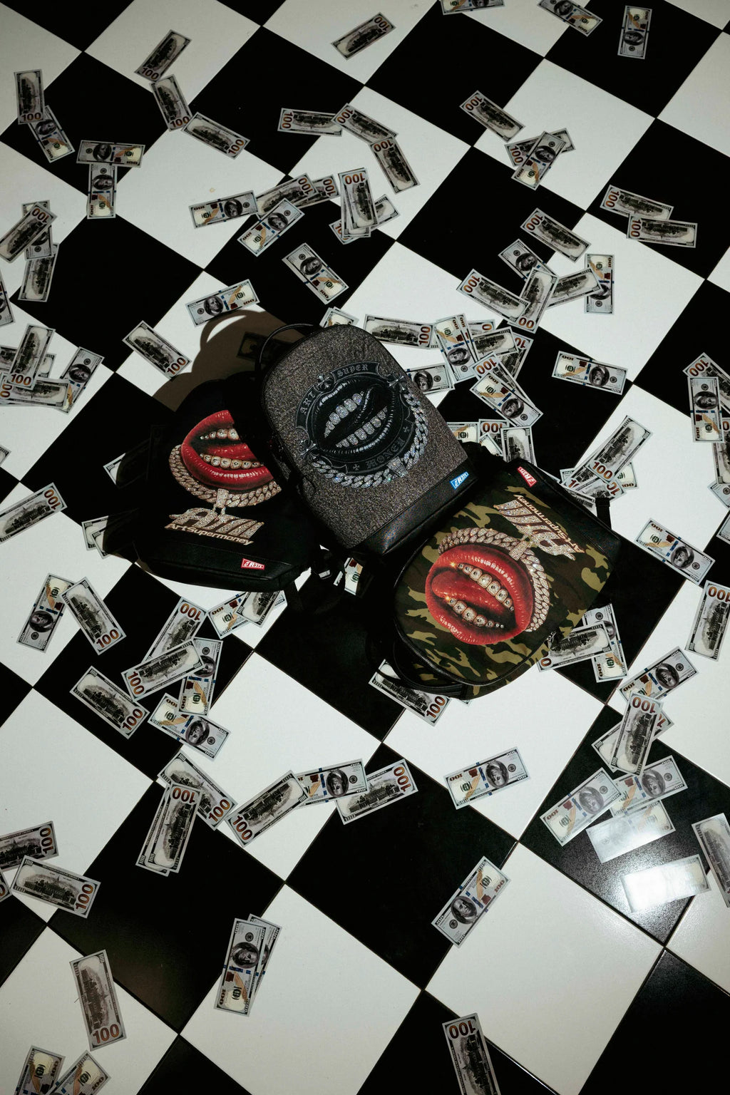 Zaino Grande Grillz Camo Collab. ArtSupermoney R372 Edizione Limitata