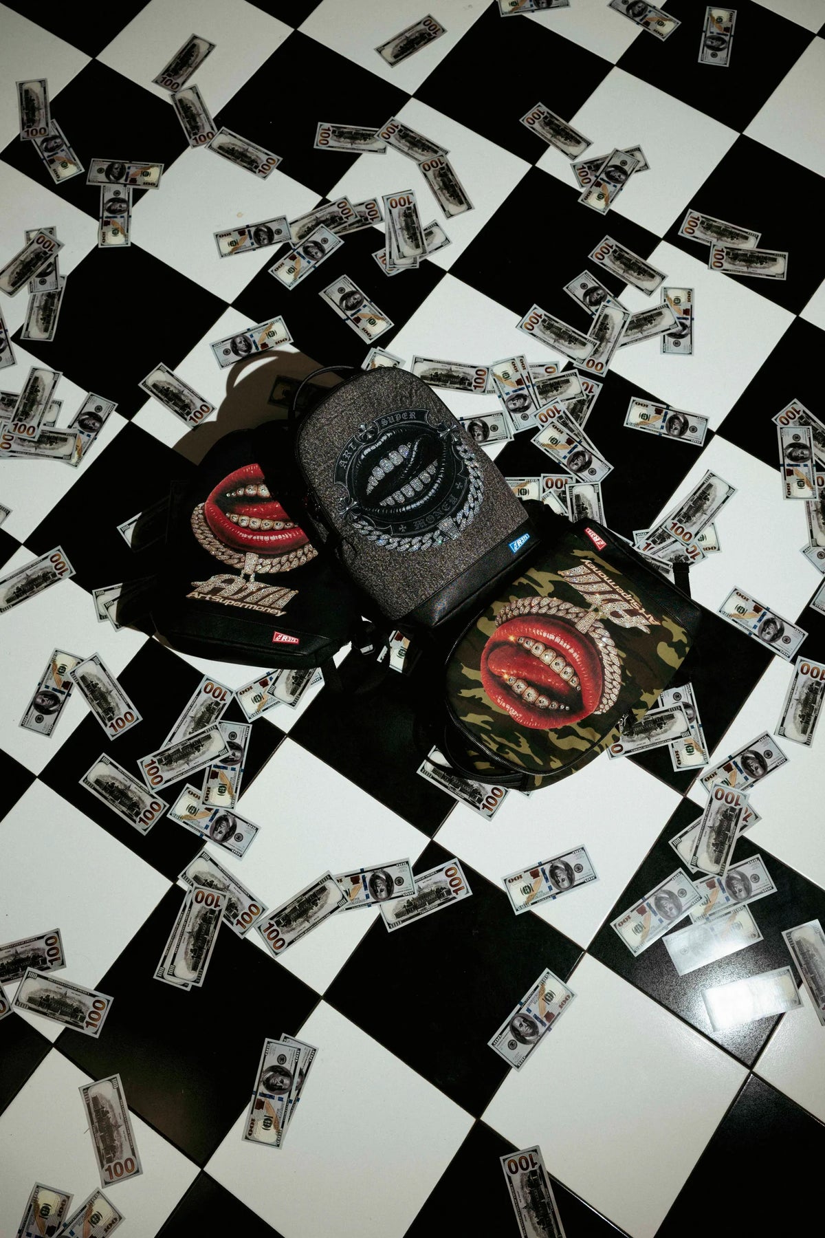 Zaino Grande Grillz Camo Collab. ArtSupermoney R372 Edizione Limitata